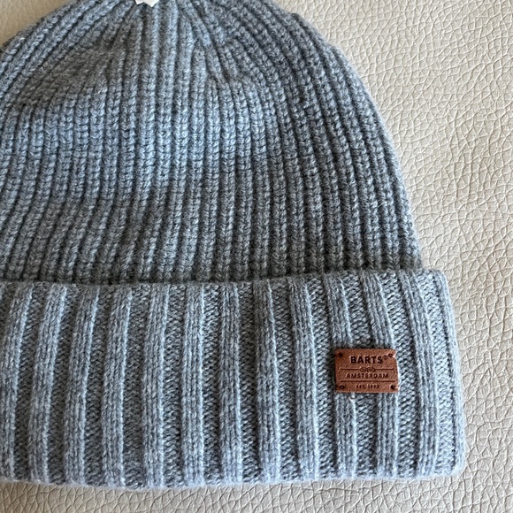 NWT - Barts Adult Wool Blended Ribbed Knit Beanie - Picture 2 of 6